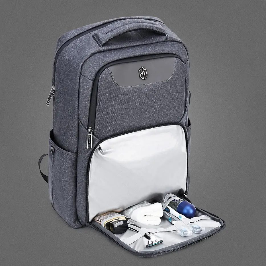 Arctic Hunter 17'' USB-s laptop hátizsák, hátitáska világosszürke színben vízálló (B00266-LIGHT-GREY)