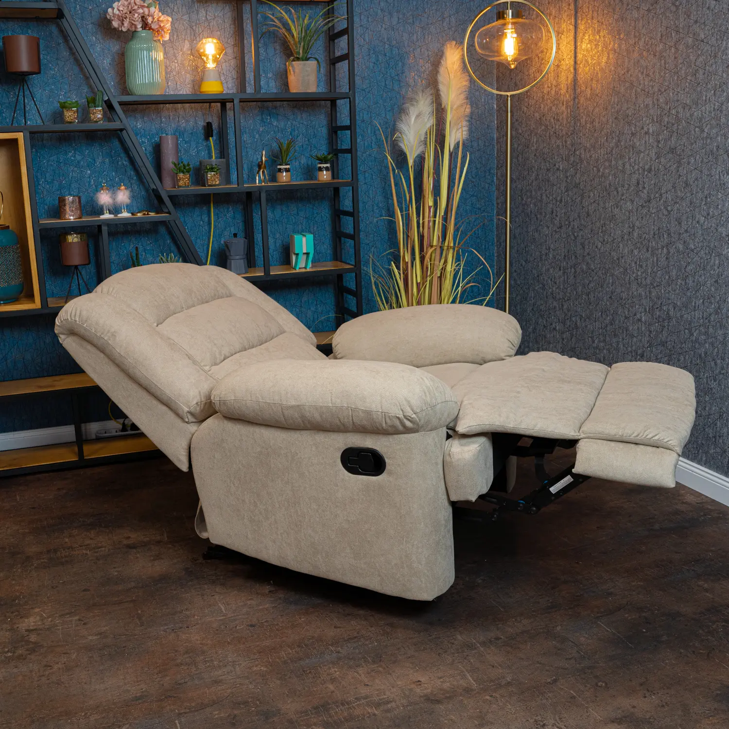 Fekvőfotel, relax fotelágy dönthető háttámlával, lábtartóval bézs szövet (8002-BEIGE-FABRIC)