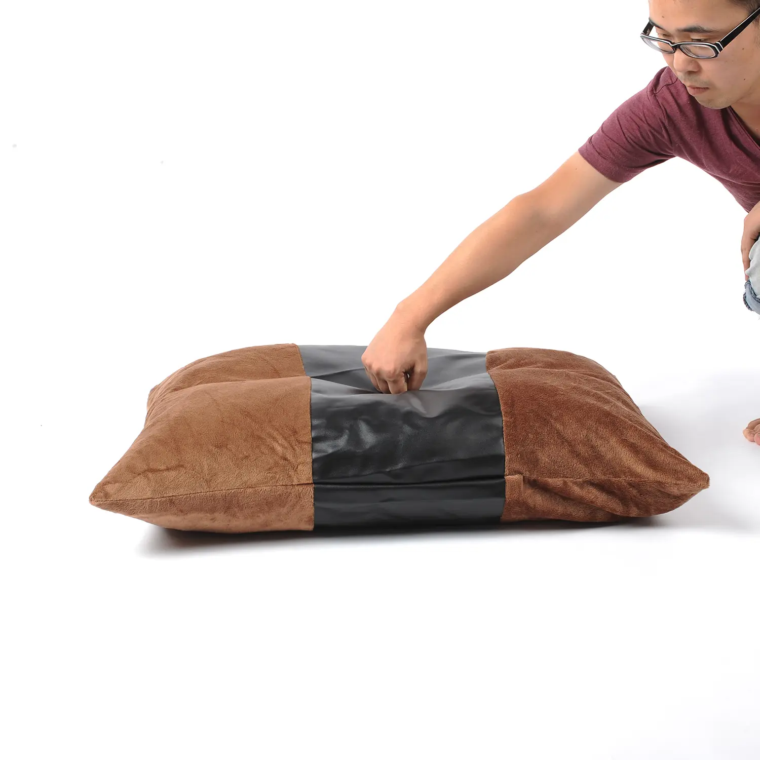 HOOPET kutyafekhely, kutyaágy, macska fekhely, macskaágy Fekete színben L méret (HOOPET-76625-L-BLACK)