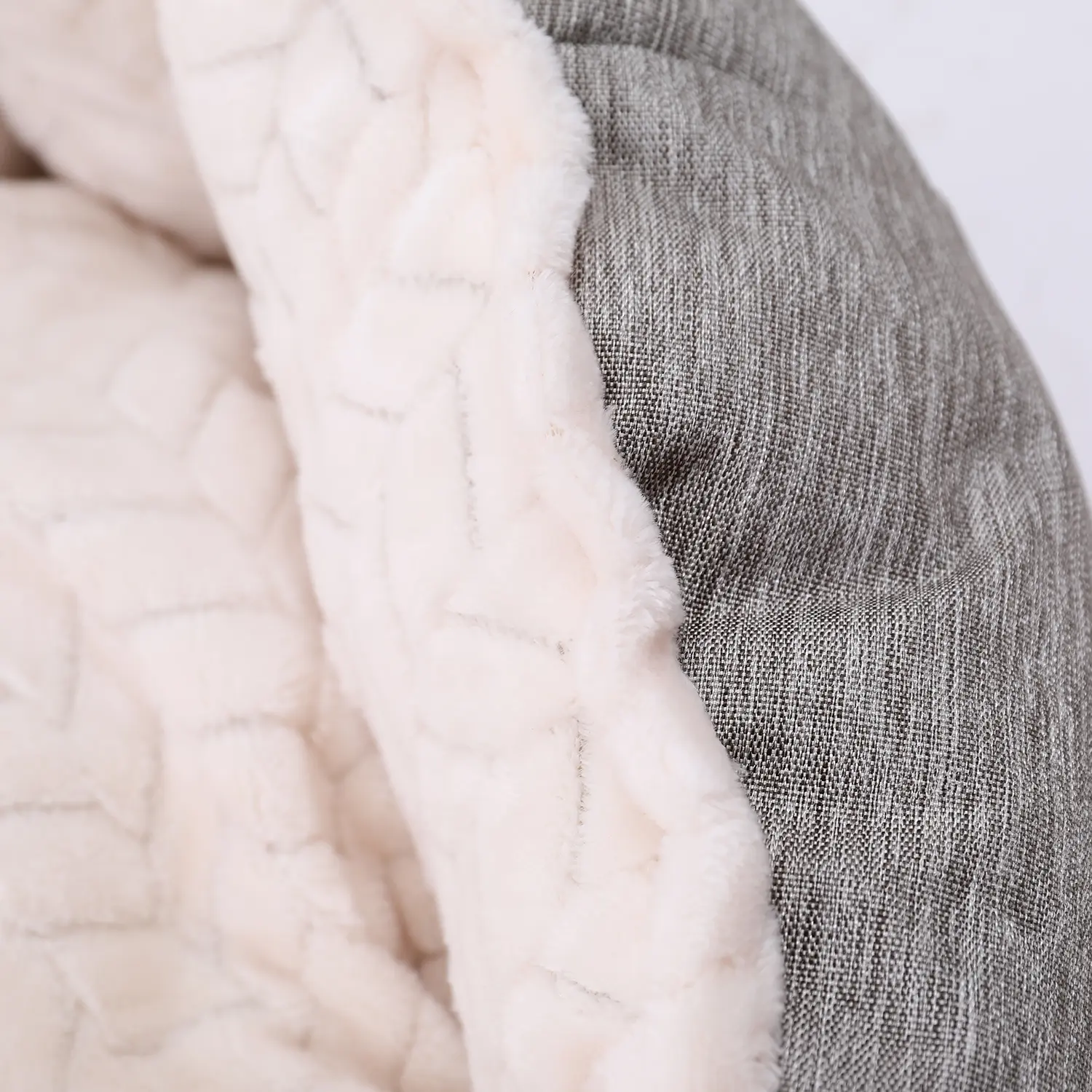 HOOPET macskafekhely, macskaágy szükre színben S méret (CAT-BED-GREY-S-6943)