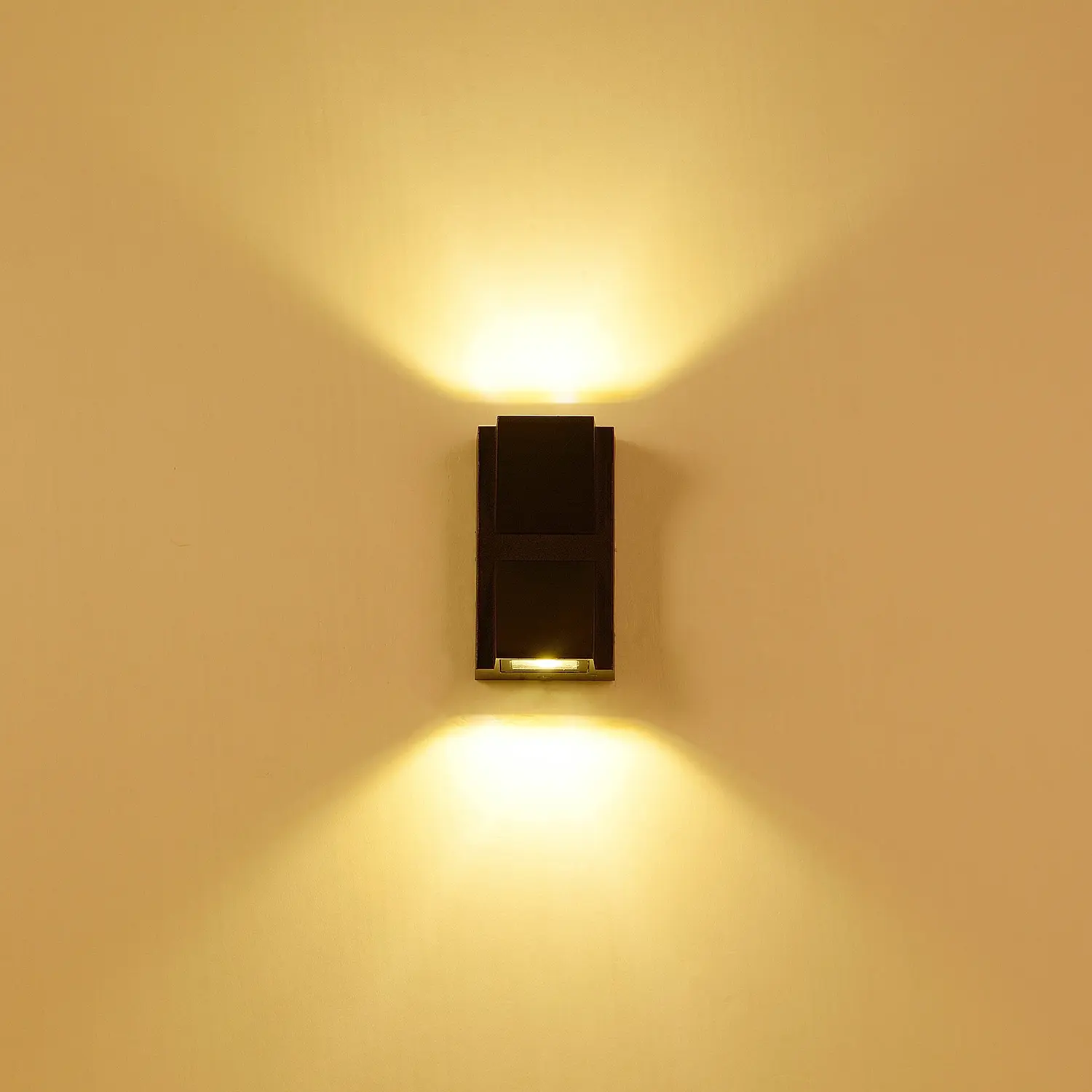 Kültéri fali LED lámpa 6W fekete IP65 vízálló (OUTDOOR-LED-1007-BLACK-3000K)