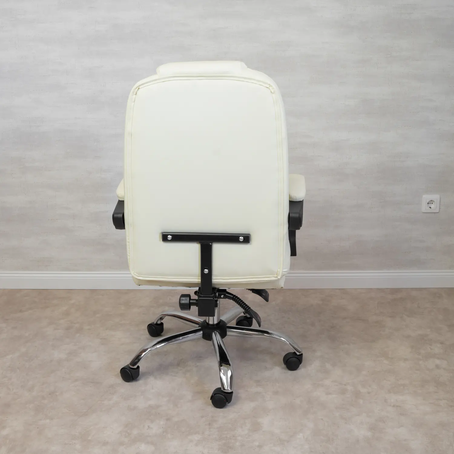 Főnöki irodai szék, forgószék bézs (JM-09-BEIGE-6)