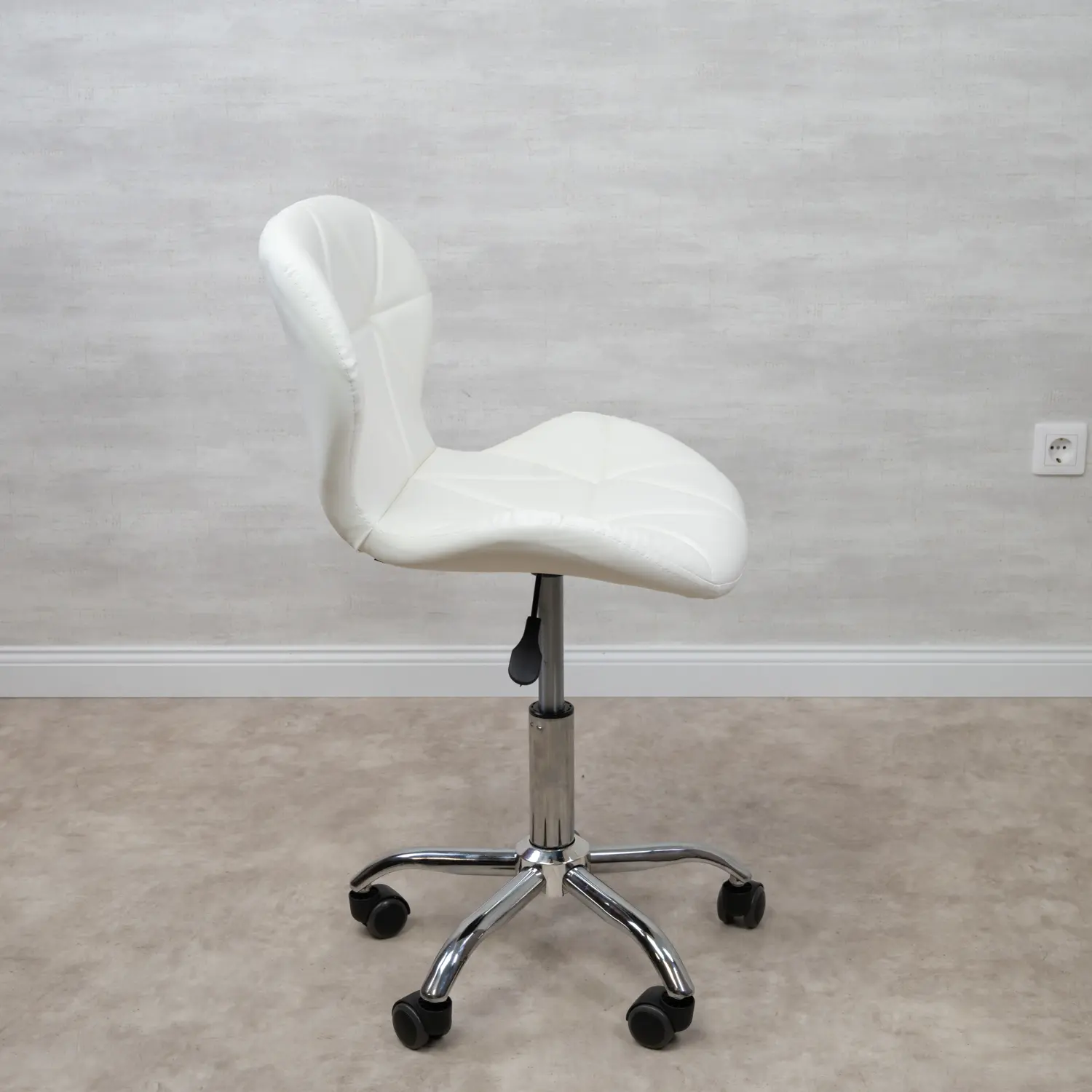 Gurulós szék, irodai szék fehér műbőr 2db-os kiszerelés (GURULÓS-SZÉK-3-FEHÉR)