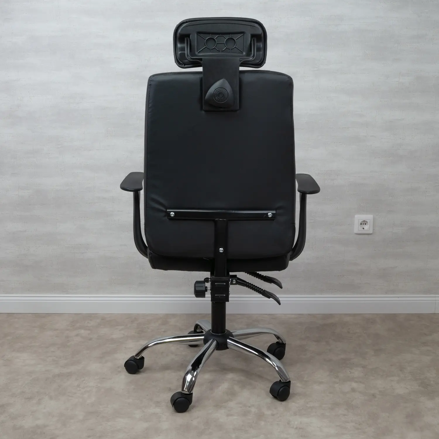 Irodai szék, forgószék fekete (computer-chair-black-irodai-szék-3)