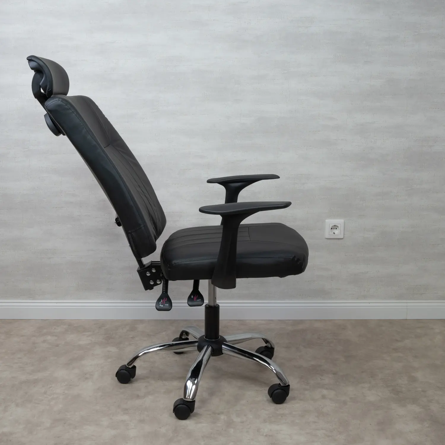 Irodai szék, forgószék fekete (computer-chair-black-irodai-szék-3)