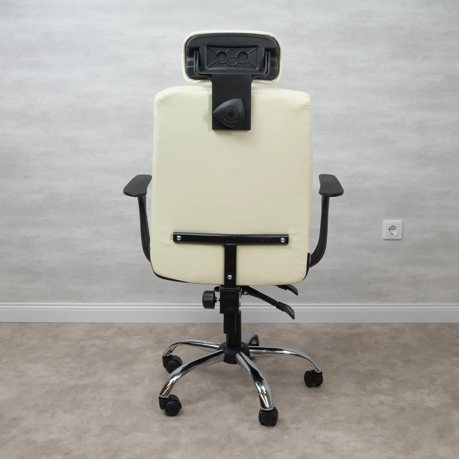 Irodai szék, forgószék bézs (computer-chair-beige-irodai-szék-3)
