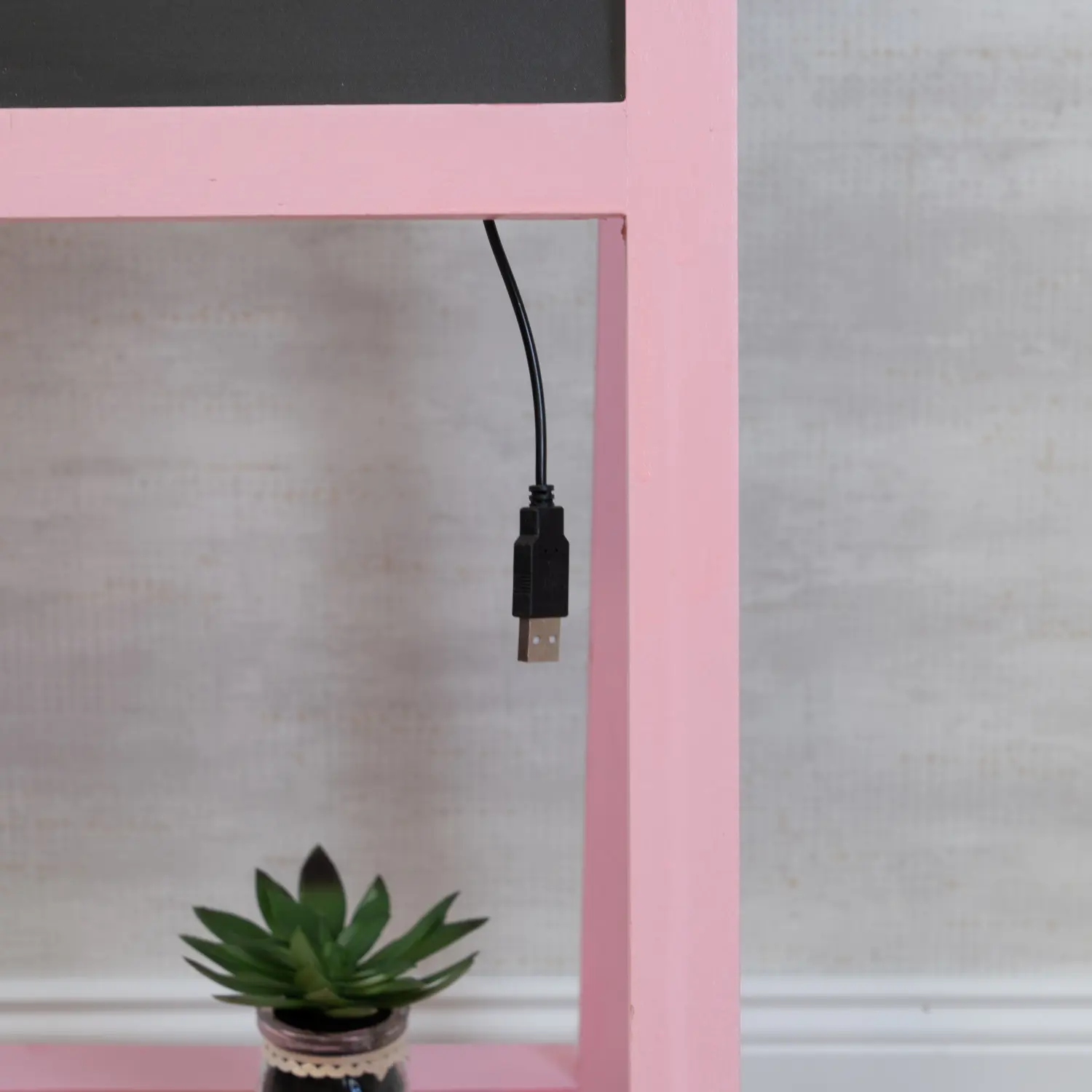Írható reklámtábla, LED tábla, álló írható tábla rózsaszín kerettel (LED-writing-board-pink)
