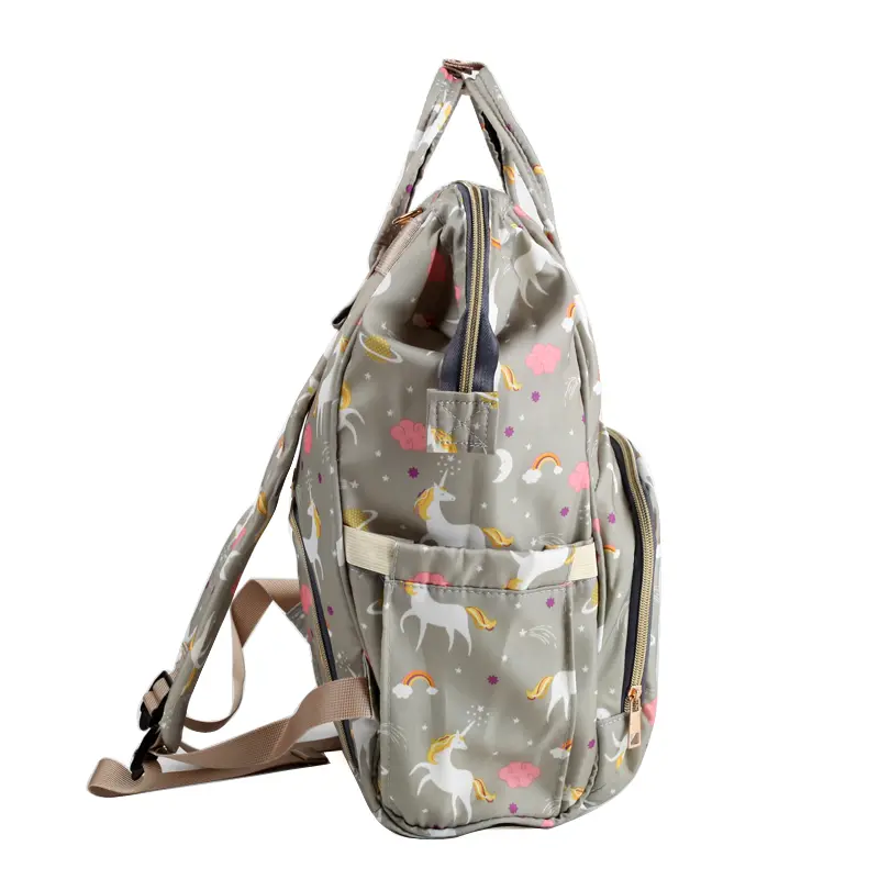Pelenkázó hátizsák, pelenkázótáska szürke unikornis mintával (diaper-bag-grey-unicorn)