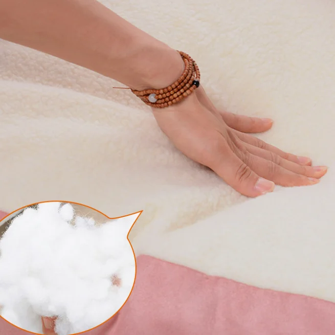 Pelech pre domáce zvieratá v tvare pohovky, veľkosť M, hnedo-béžový