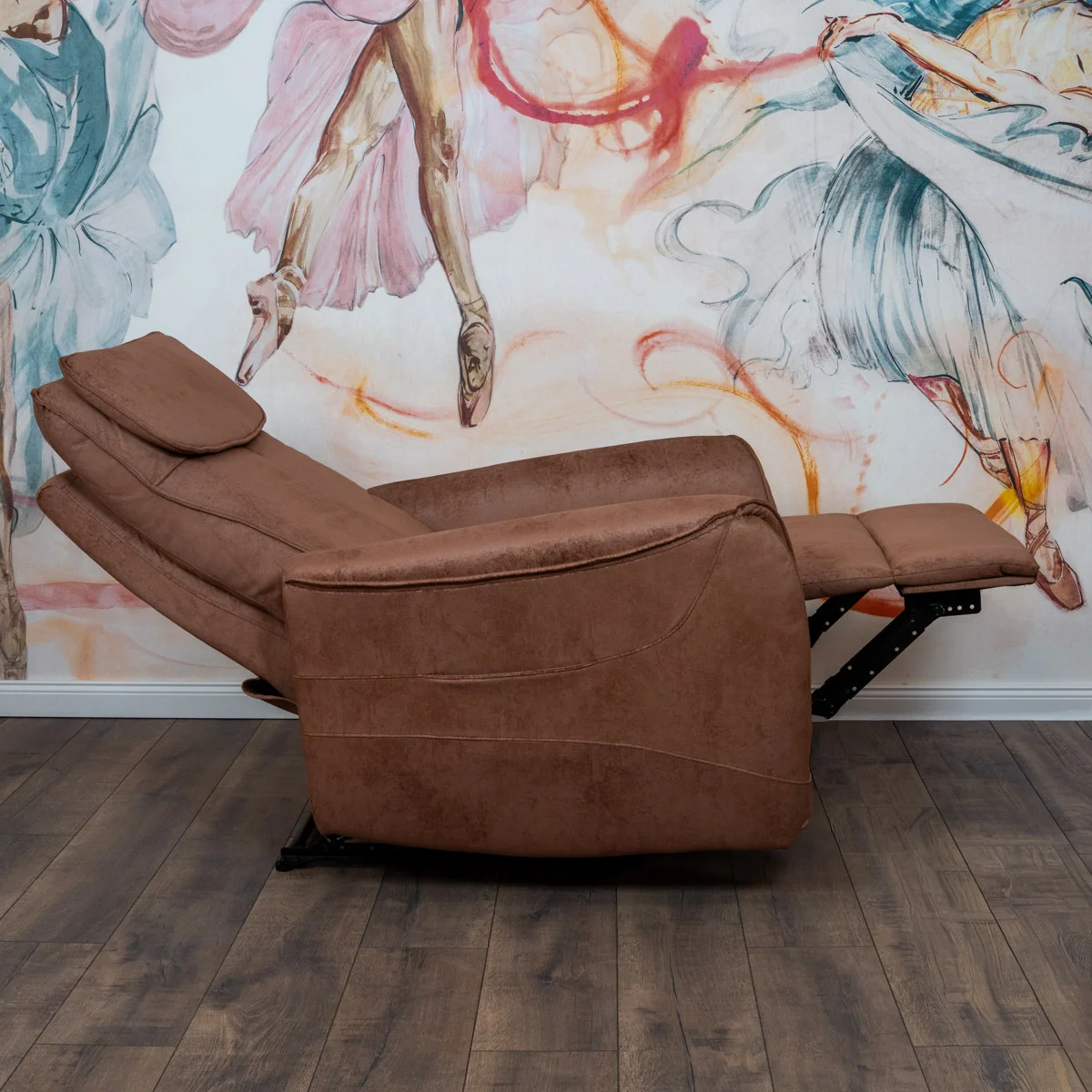 Elektromos relax fotel görgős masszázzsal barna, magyar nyelvű távirányító szövet