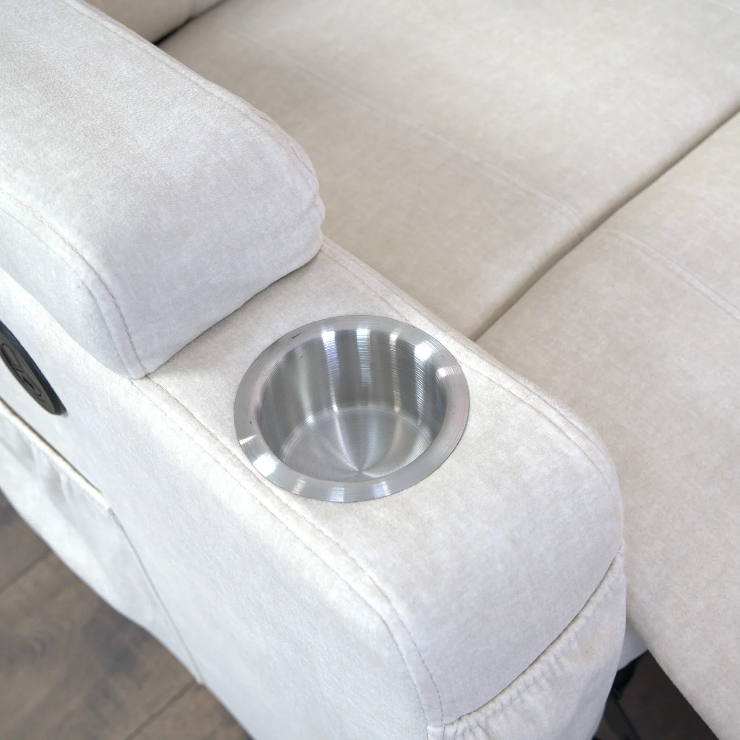 Elektromos relax fotelágy 8 pontos masszázs magyar nyelvű távirányítóval, ringató és forgatható funkció rozsdamentes pohártartó vízlepergető textil bézs 2#