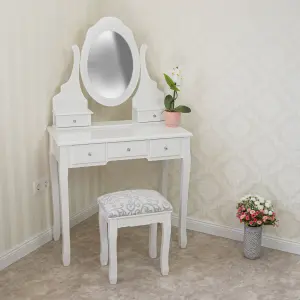Öltözködőasztal, fésülködő asztal tükörrel, székkel (16B6066) 