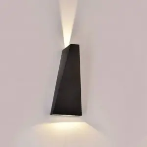LED Lámpa Háromszög Alakú (LED-LIGHT-TRIANGLE-1699A-6W)