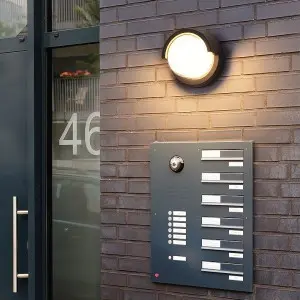 Vonkajšie nástenné LED svietidlo, 24W čierne, IP65 vodotesné (OUTDOOR-LED-606-BLACK)